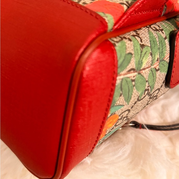 Authentic Gucci bagpack - Picture 9 of 10